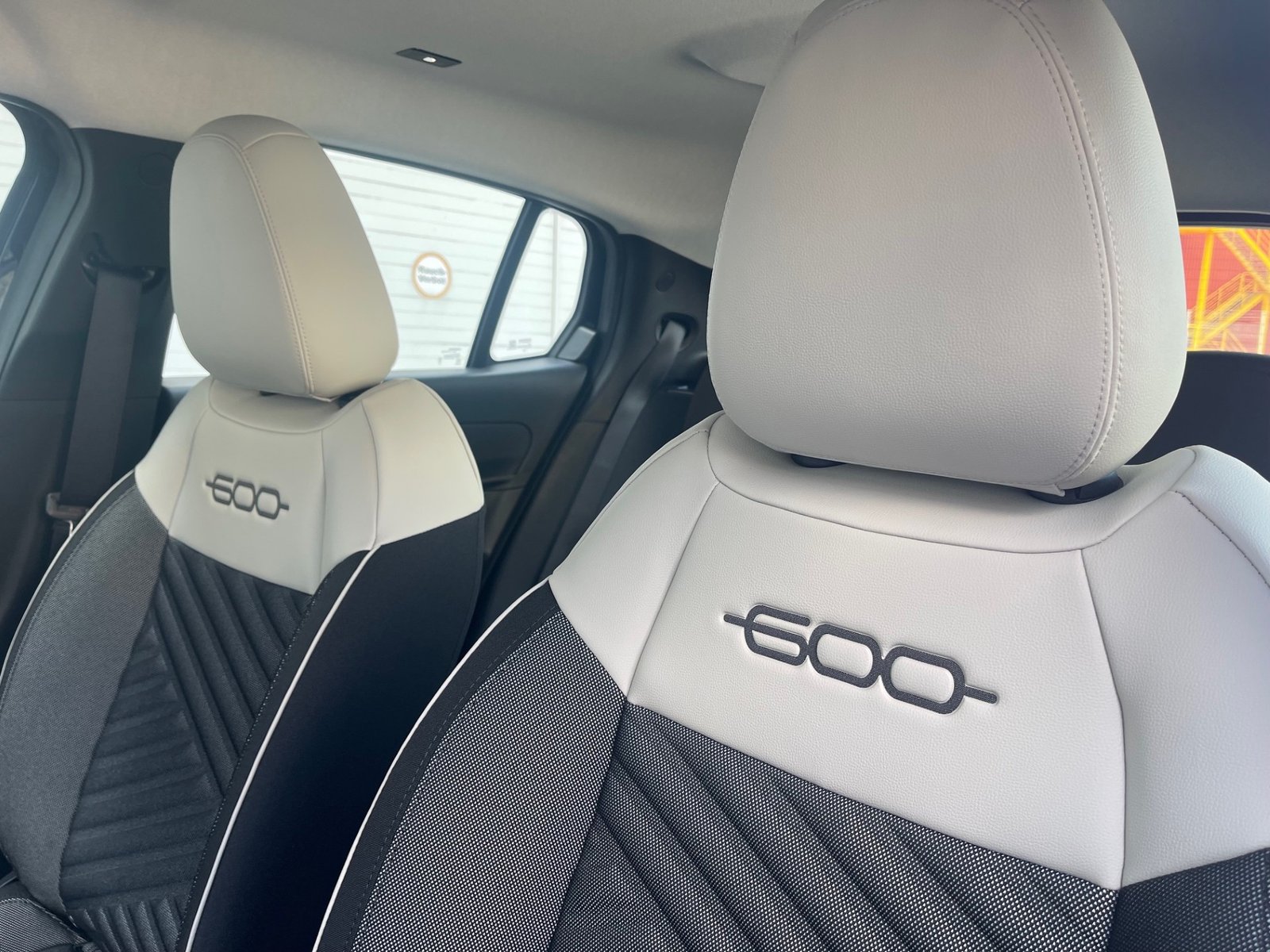 FIAT 600 1.2 Hybrid Cult, Mild-Hybrid Petrol/Electric, Ex-demonstrator, Automatic - 6
