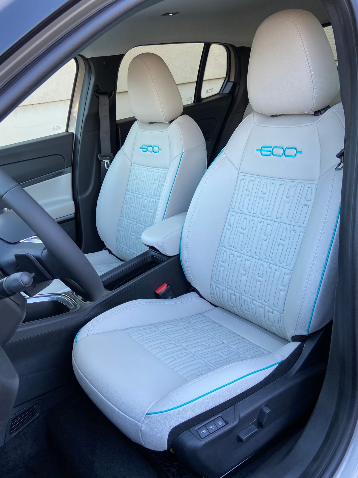 FIAT 600h MildHybrid La Prima 145PS, Mild-Hybrid Petrol/Electric, New car, Automatic - 7