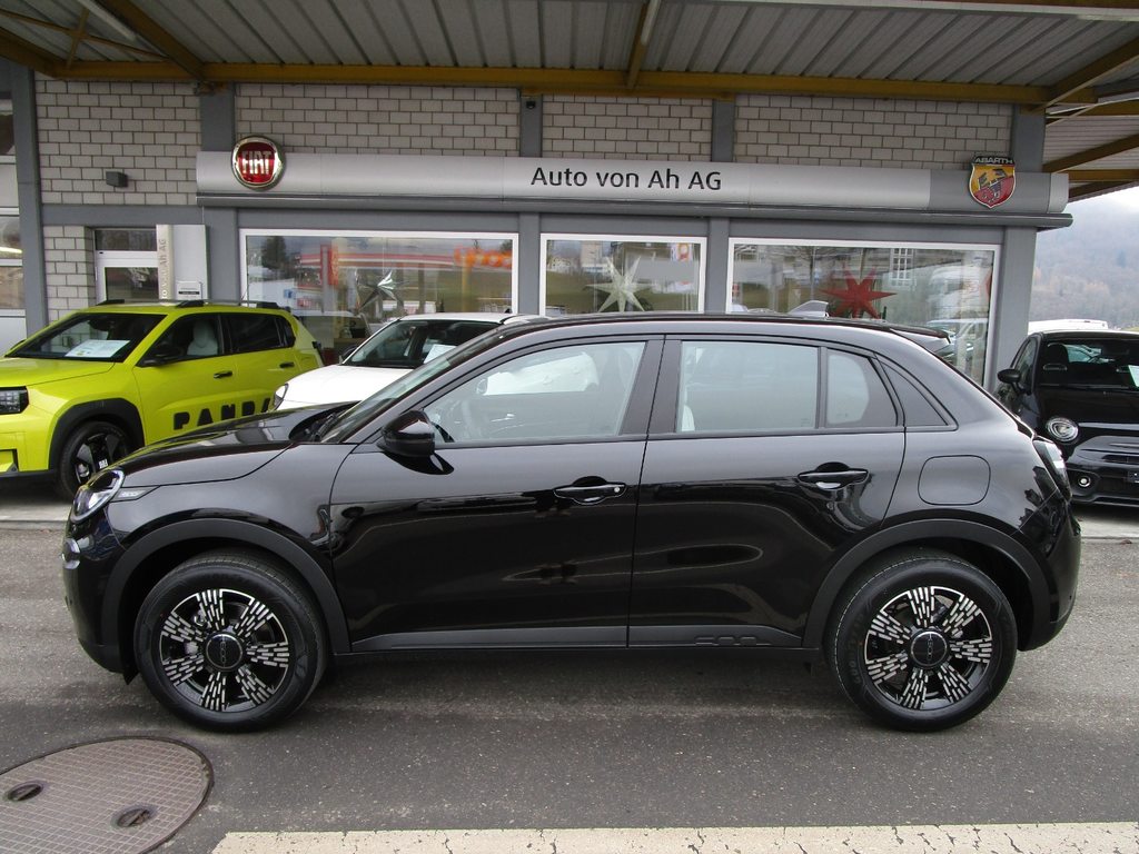 FIAT 600 1.2 Hybrid Swiss Edition