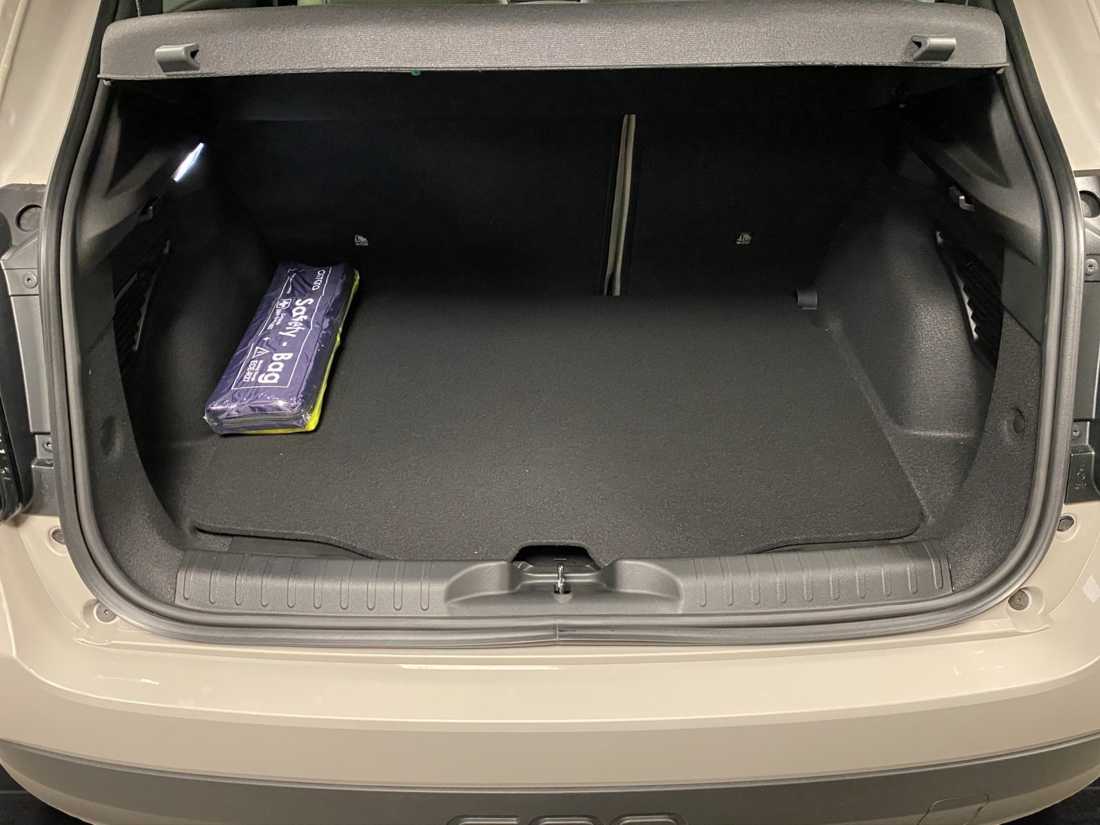 FIAT 600 1.2 Hybrid 110 La Prima, Mild-Hybrid Petrol/Electric, Second hand / Used, Automatic - 5