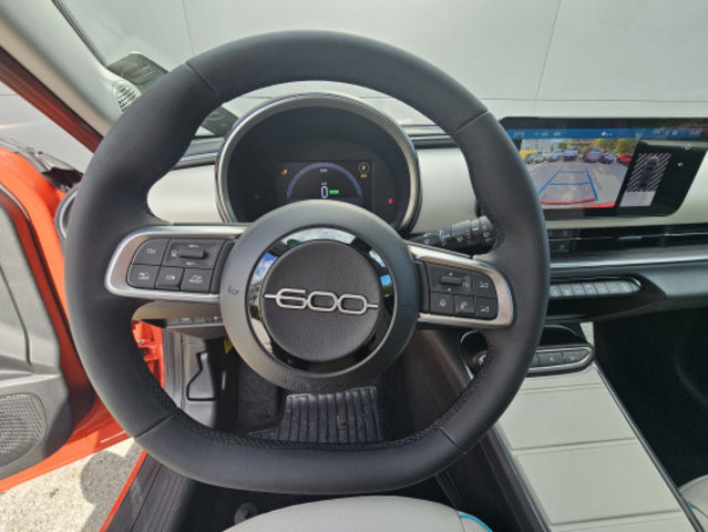 FIAT 600e La Prima, Elettrica, Auto dimostrativa, Automatico - 7