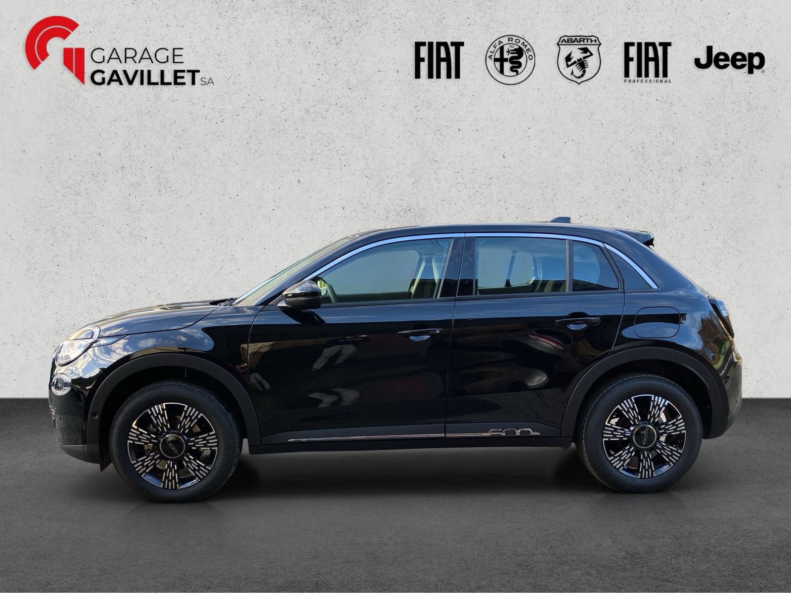 FIAT 600 1.2 Hybrid 136 Cult, Mild-Hybrid Petrol/Electric, Ex-demonstrator, Automatic - 3