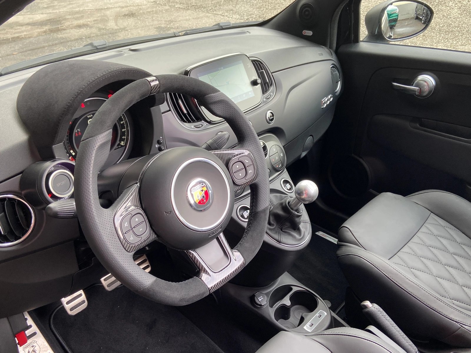 FIAT 695C 1.4 16V Turbo Abarth Turismo, Petrol, New car, Manual - 6