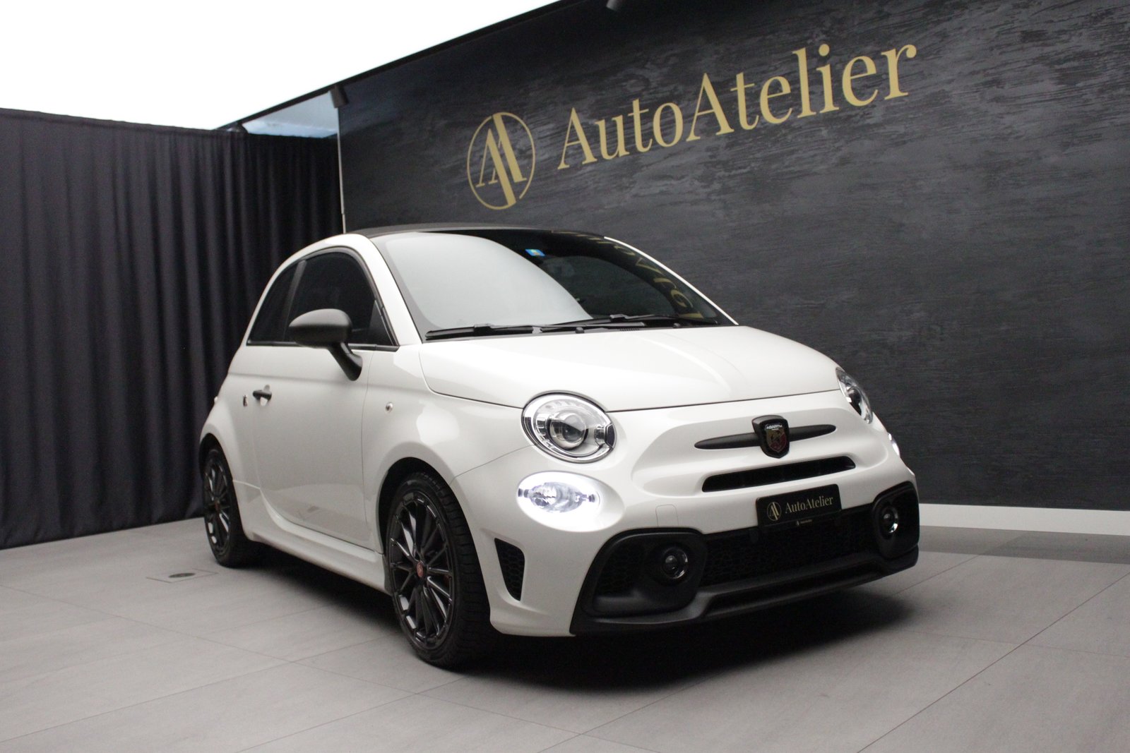 FIAT 695C 1.4 16V Turbo Abarth Turismo / Competizione, Petrol, Second hand / Used, Manual - 4