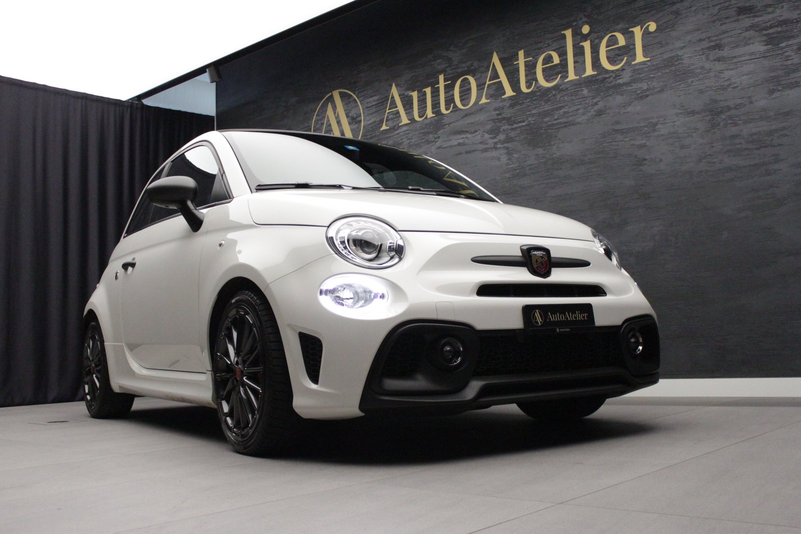 FIAT 695C 1.4 16V Turbo Abarth Turismo / Competizione, Petrol, Second hand / Used, Manual - 5
