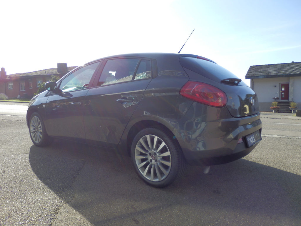 FIAT Bravo 1.4 16V 90 Pop, Essence, Occasion / Utilisé, Manuelle - 2