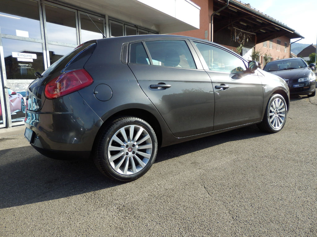 FIAT Bravo 1.4 16V 90 Pop, Essence, Occasion / Utilisé, Manuelle - 5