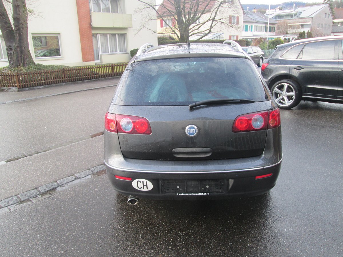 FIAT Croma 2.2 Emotion, Essence, Occasion / Utilisé, Manuelle - 4