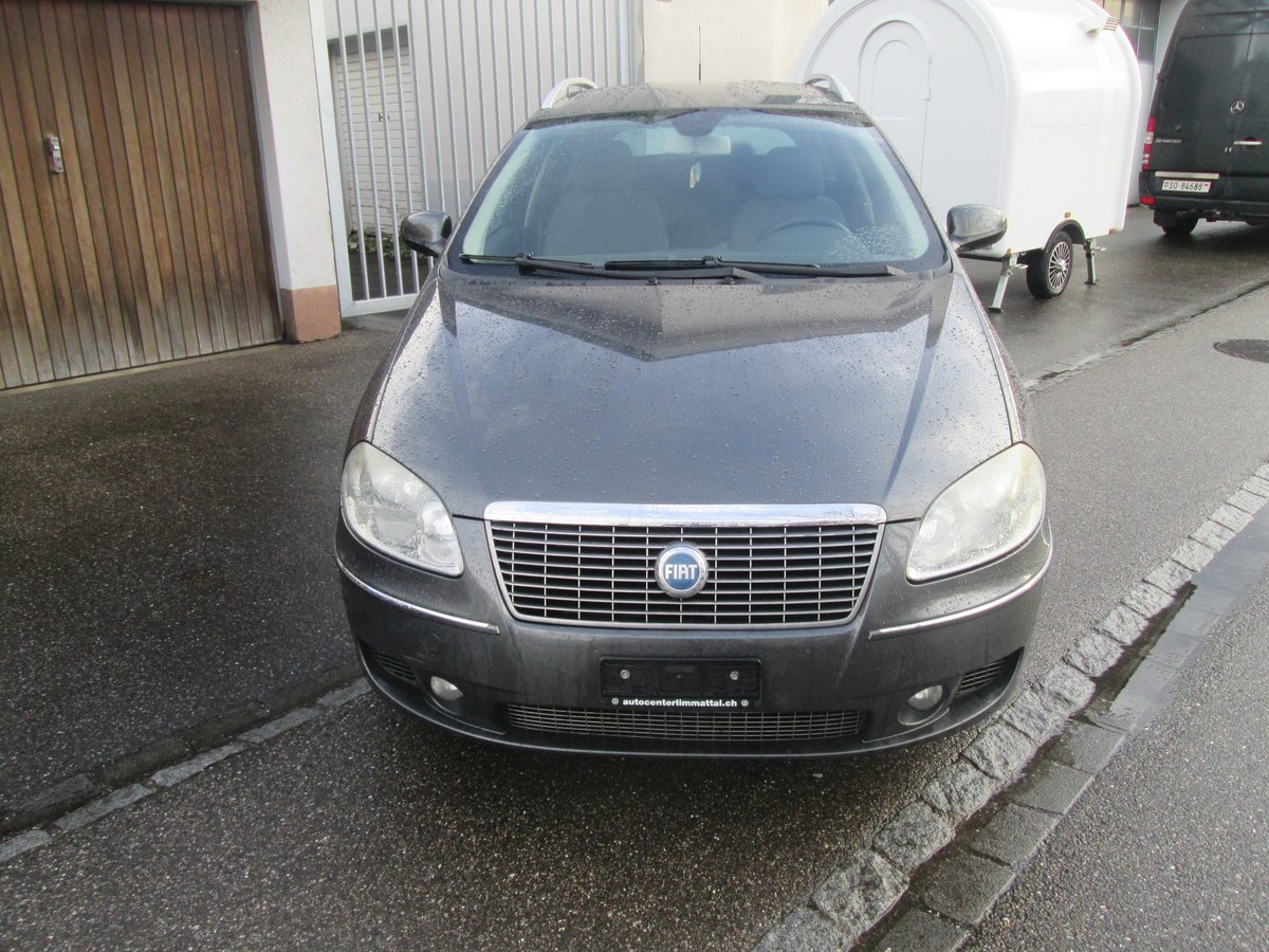 FIAT Croma 2.2 Emotion, Essence, Occasion / Utilisé, Manuelle - 7