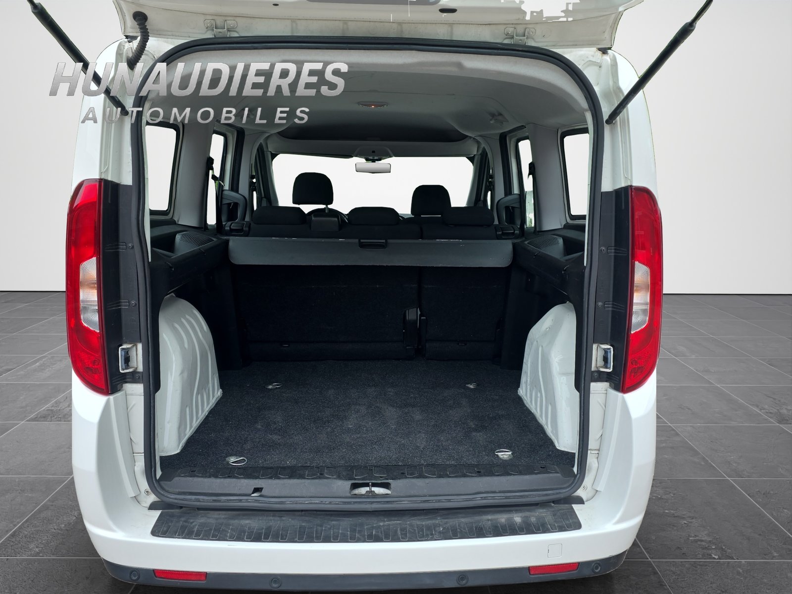 FIAT Doblò 1.4 TJ Kombi Swiss, Benzina, Occasioni / Usate, Manuale - 7