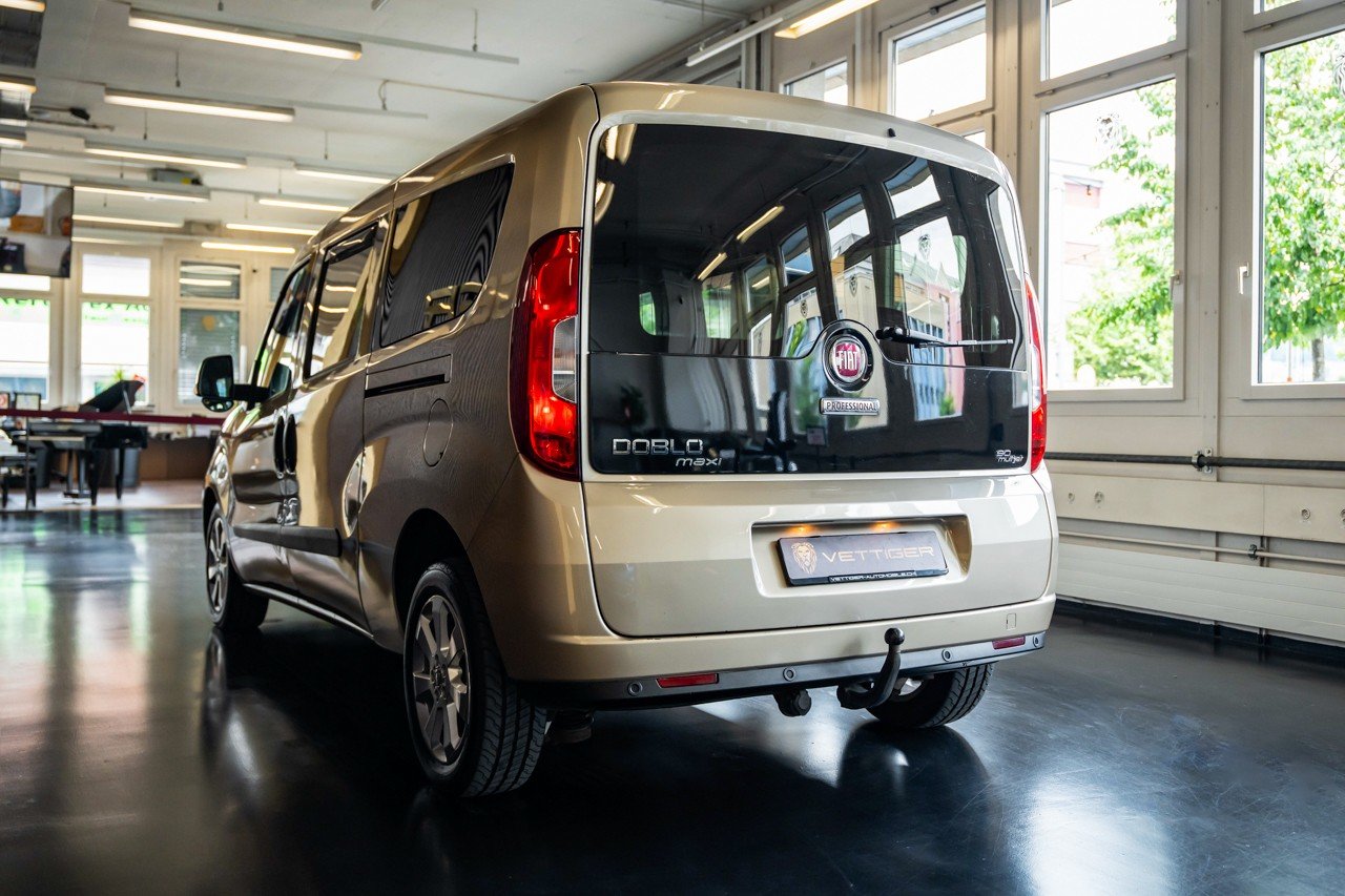 FIAT Doblò 1.6 Multijet Kombi Swiss, Diesel, Occasion / Gebraucht, Automatik - 4