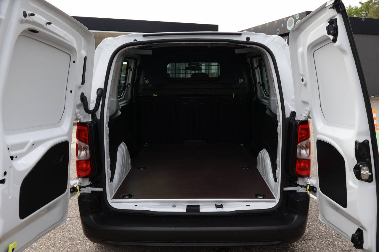 FIAT Doblo Kaw. L1 1.5 BlueHDI 100 Easy Pro, Diesel, Auto nuove, Manuale - 5