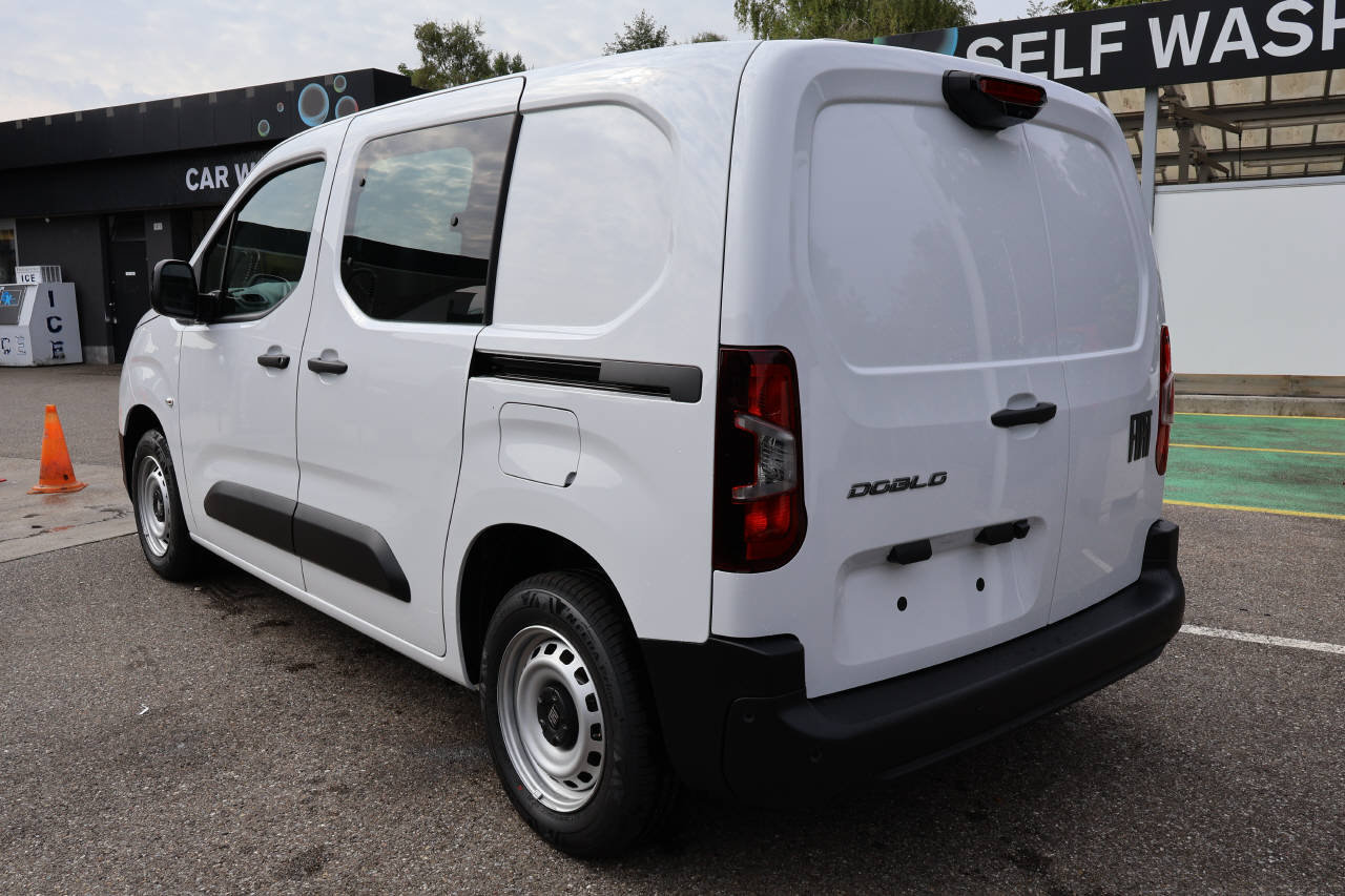 FIAT Doblo Kaw. L1 1.5 BlueHDI 100 Easy Pro, Diesel, Auto nuove, Manuale - 6