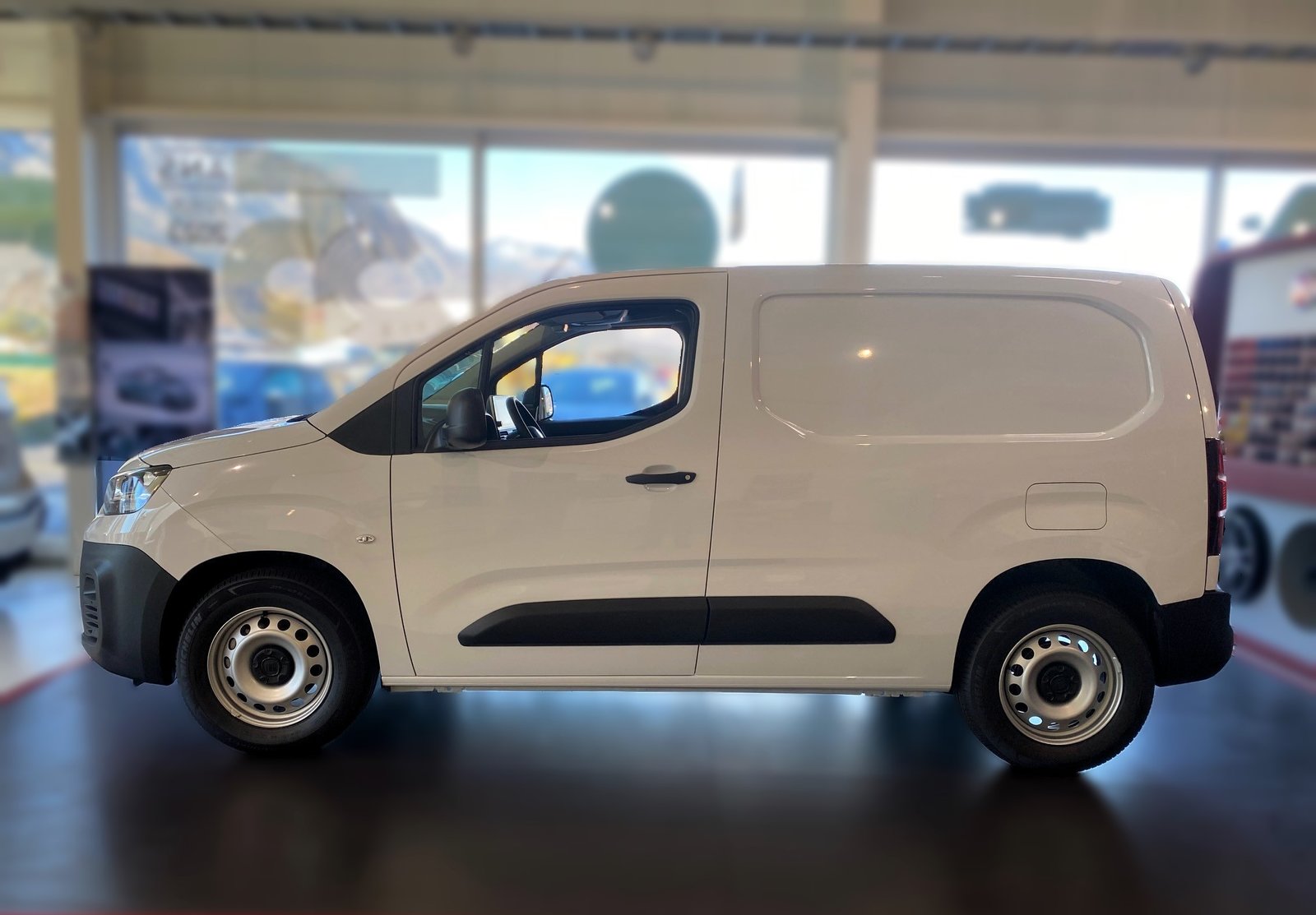 FIAT E-Doblo L1 50kWh 800kg Swiss Plus, Électrique, Voiture nouvelle, Automatique - 2