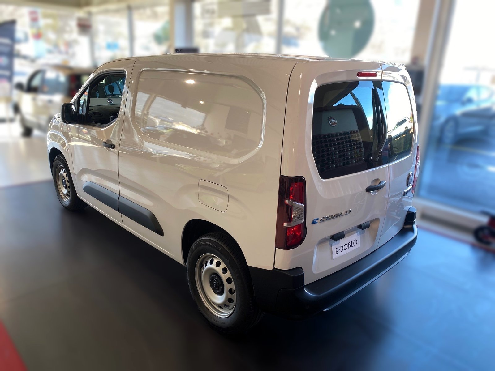 FIAT E-Doblo L1 50kWh 800kg Swiss Plus, Électrique, Voiture nouvelle, Automatique - 3