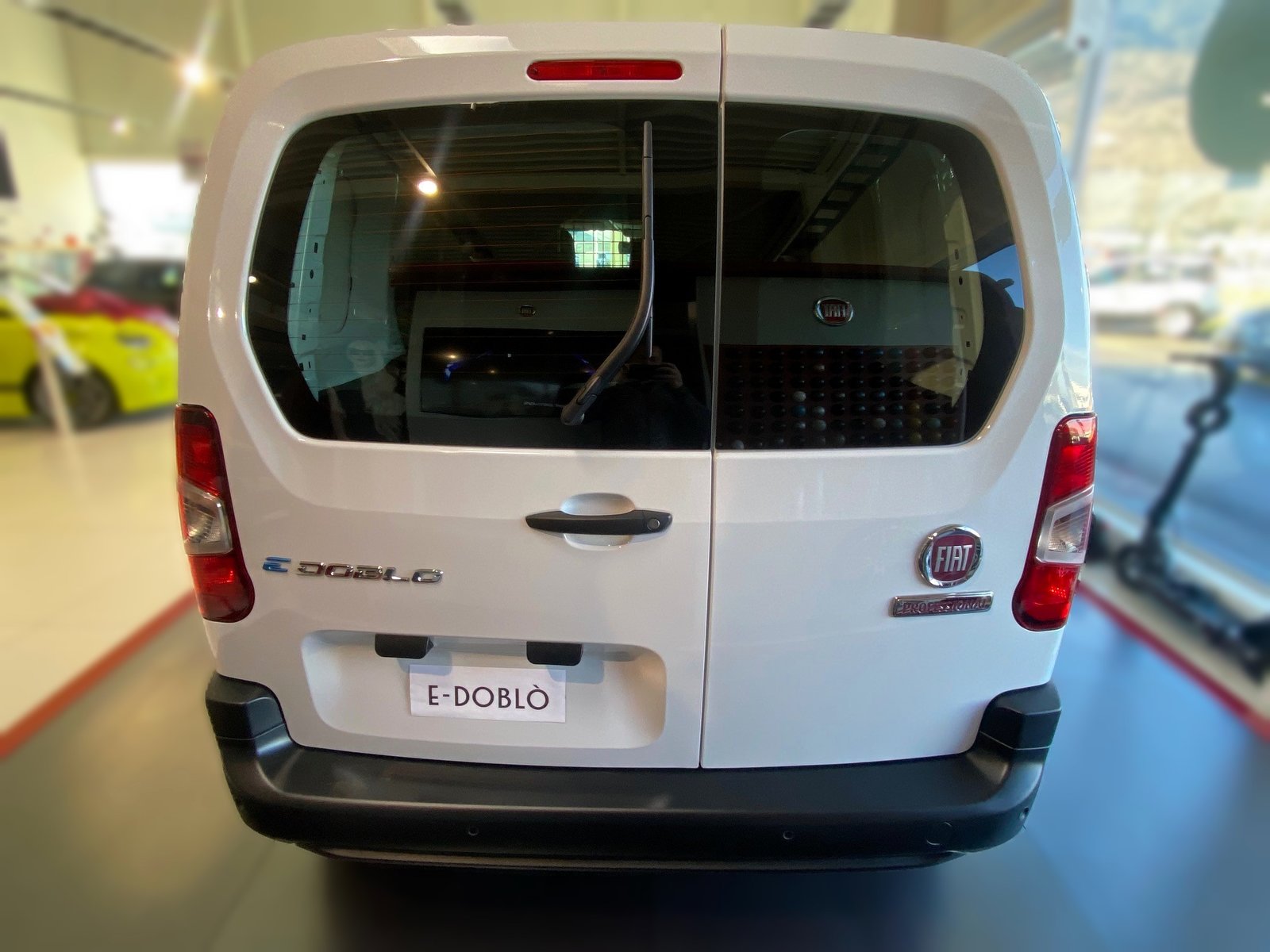 FIAT E-Doblo L1 50kWh 800kg Swiss Plus, Électrique, Voiture nouvelle, Automatique - 4