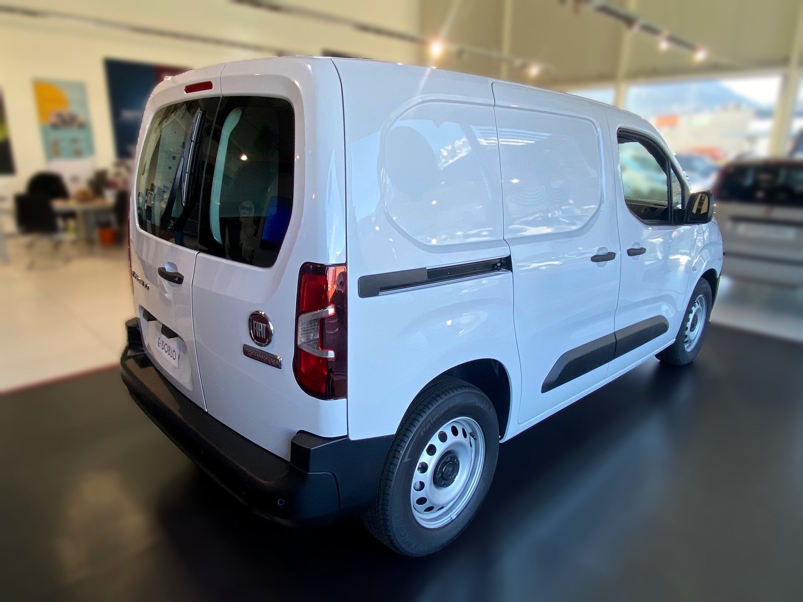 FIAT E-Doblo L1 50kWh 800kg Swiss Plus, Électrique, Voiture nouvelle, Automatique - 5
