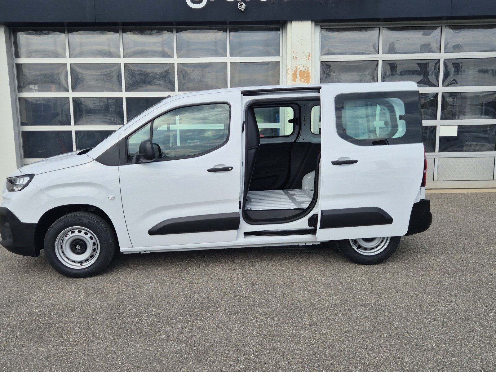 FIAT Doblo Kaw. L1 1.2 PureTech Easy Pro, Essence, Voiture nouvelle, Manuelle - 6
