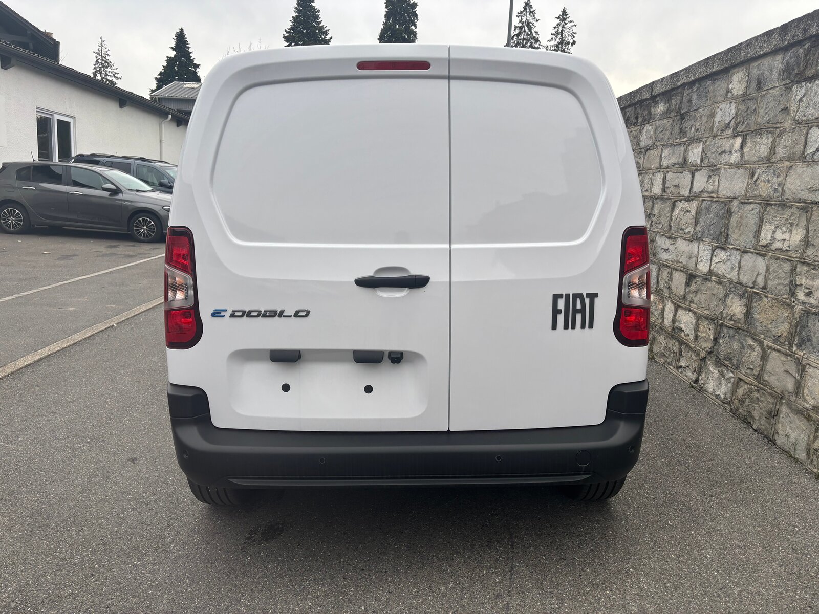 FIAT E-Doblo L1 50kWh 800kg Easy Pro, Elektro, Neuwagen, Automatik - 3