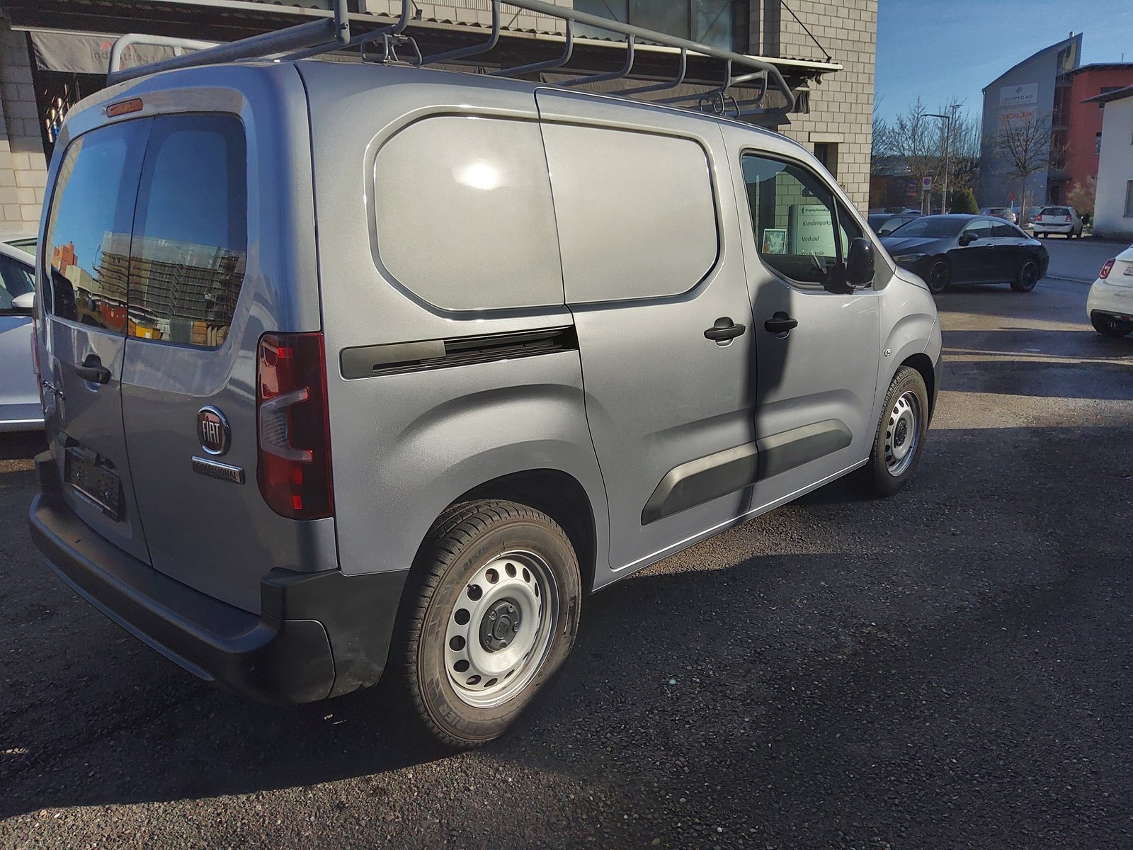 FIAT E-Doblo L1 50kWh 800kg Launch Edition, Elektro, Occasion / Gebraucht, Automatik - 4