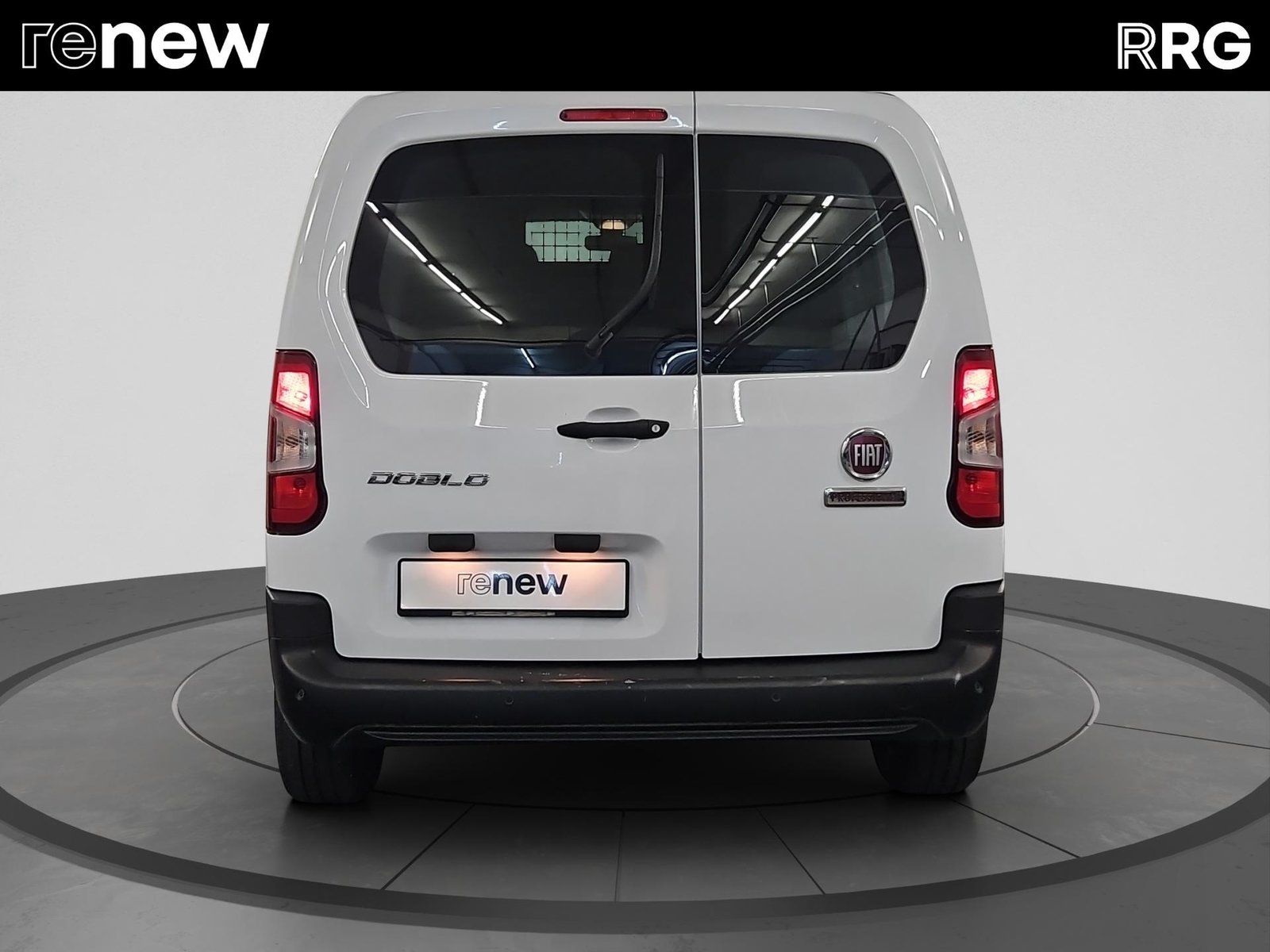 FIAT Doblo 1.5 BlueHDi L1 1000kg Pro A, Diesel, Second hand / Used, Automatic - 4