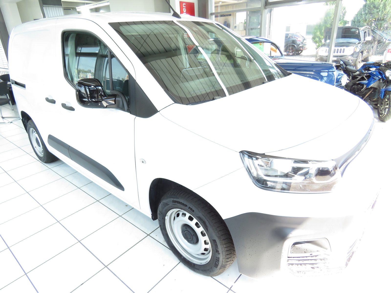 FIAT Doblo 1.2 PureTech L1 650kg Pro, Essence, Occasion / Utilisé, Manuelle - 2