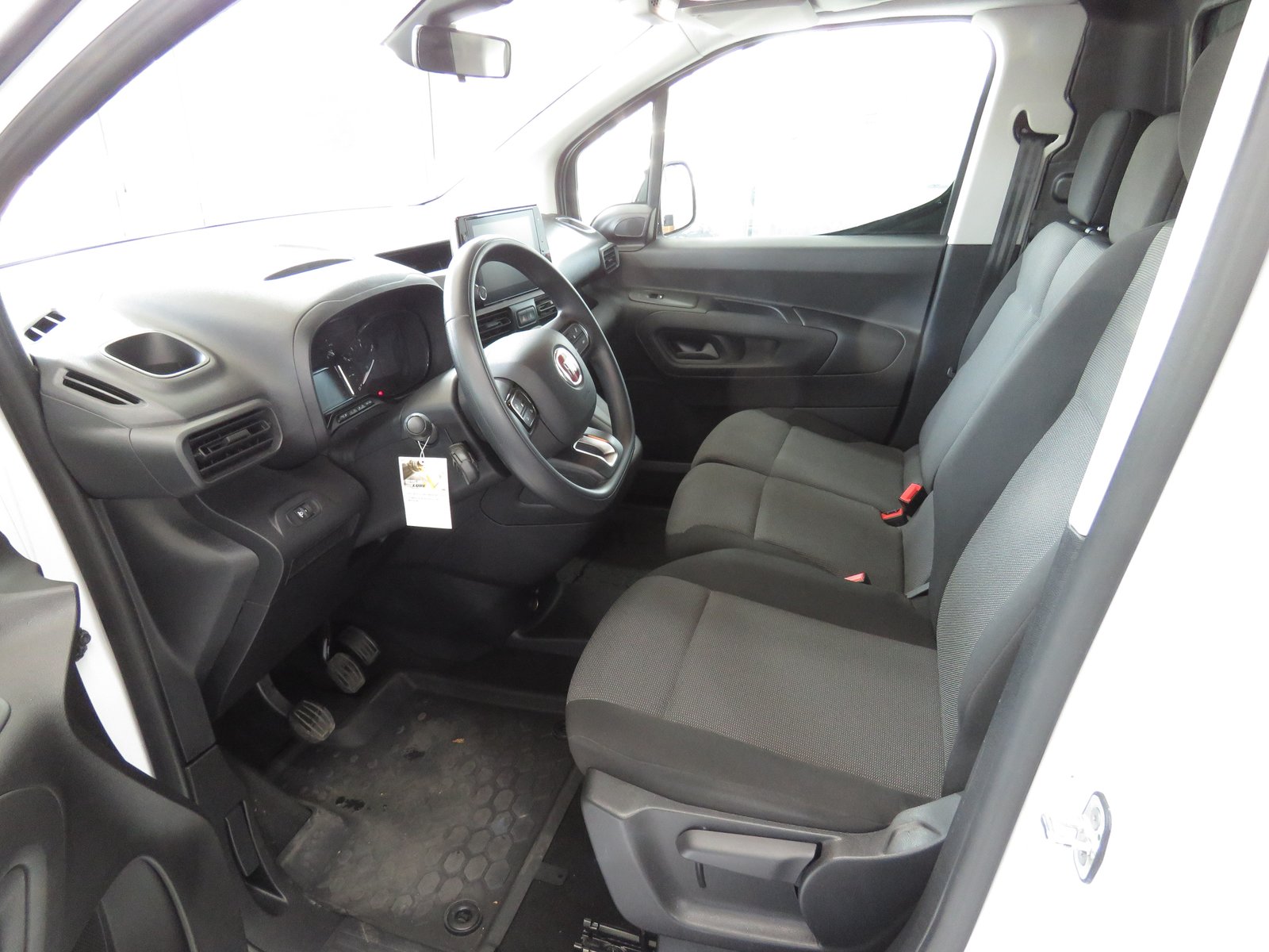 FIAT Doblo 1.2 PureTech L1 650kg Pro, Essence, Occasion / Utilisé, Manuelle - 6