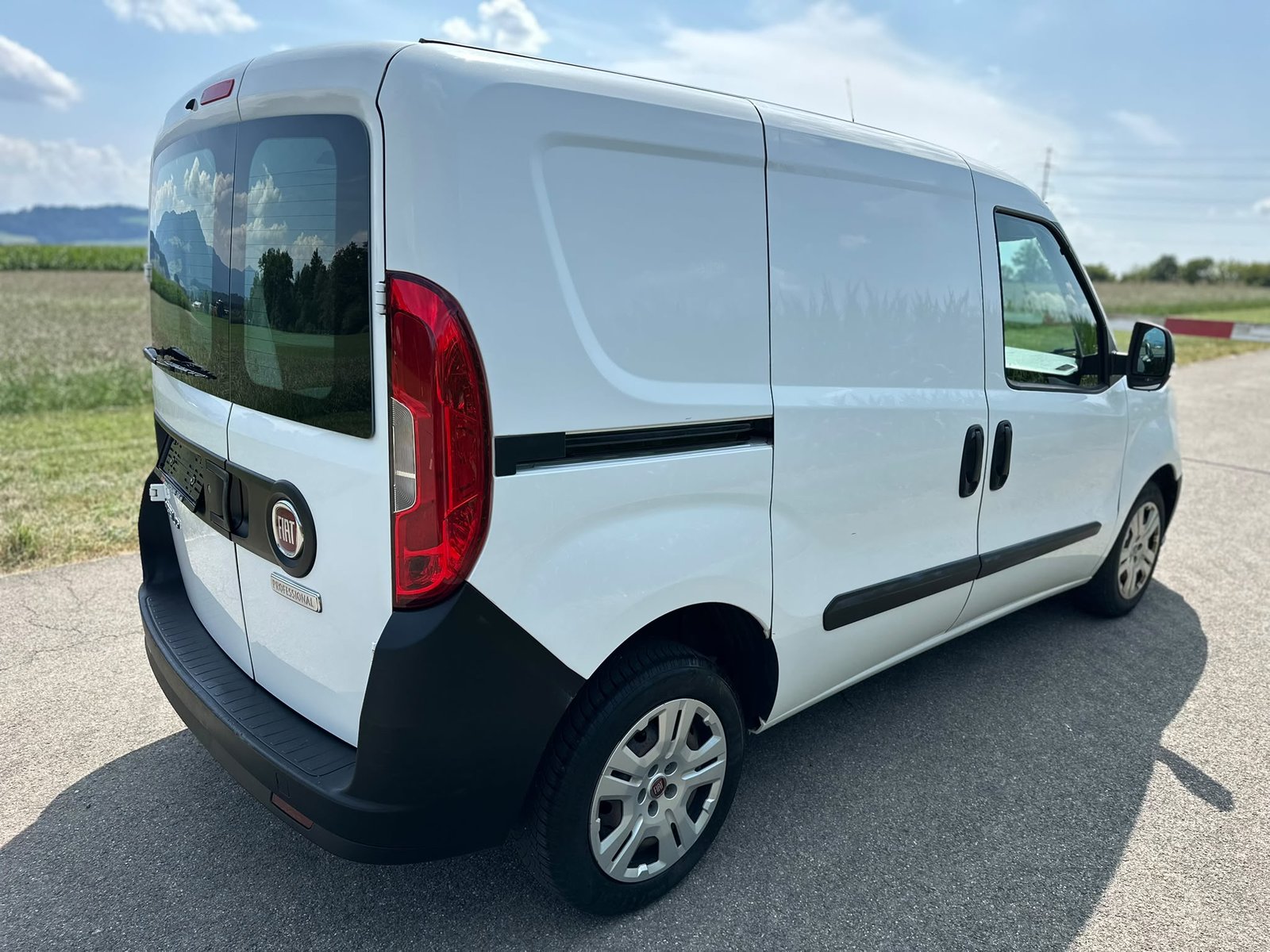 FIAT Doblò 1.3 Multijet Cargo Swiss, Diesel, Second hand / Used, Manual - 6