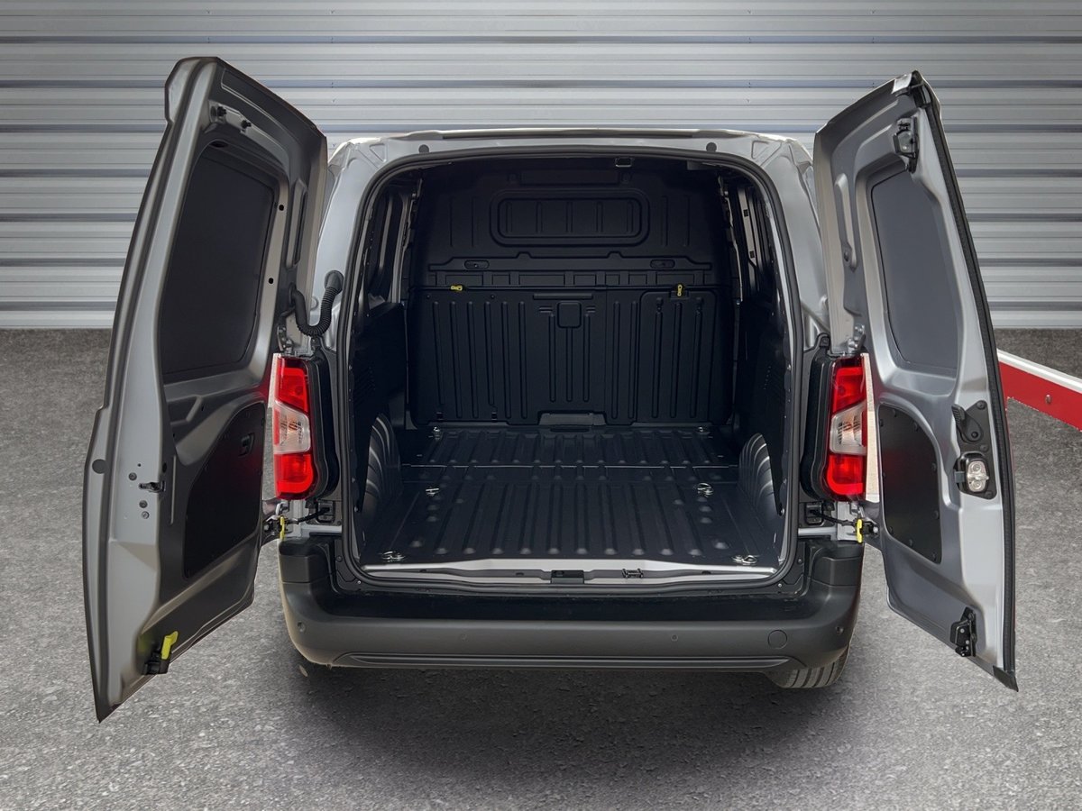 FIAT e-Doblo L1 50kWh Launch Edition, Elektro, Neuwagen, Automatik - 7