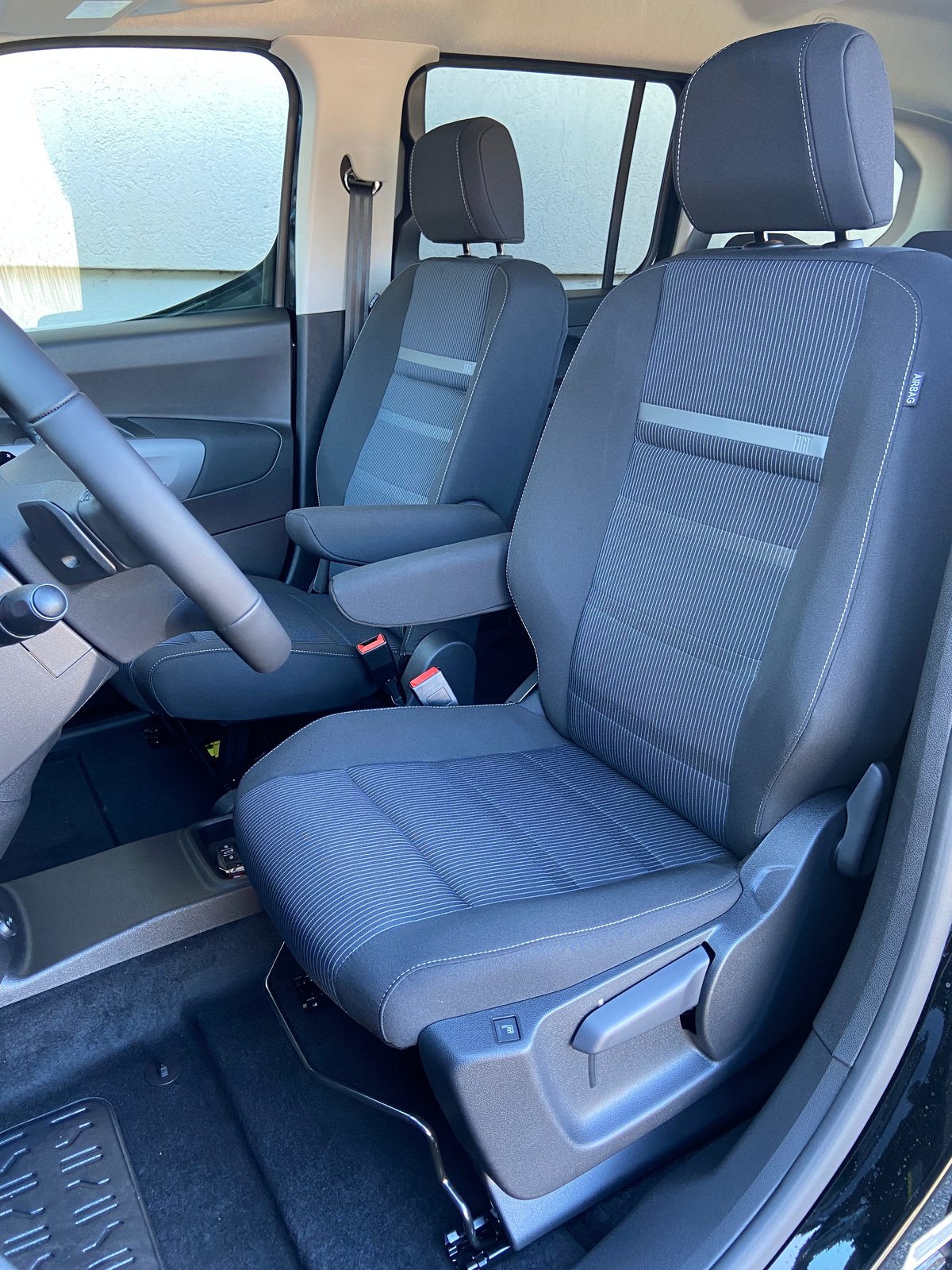 FIAT Doblo L2 1.5 BlueHDi Automat - 7 Plätze, Diesel, Neuwagen, Automatik - 6