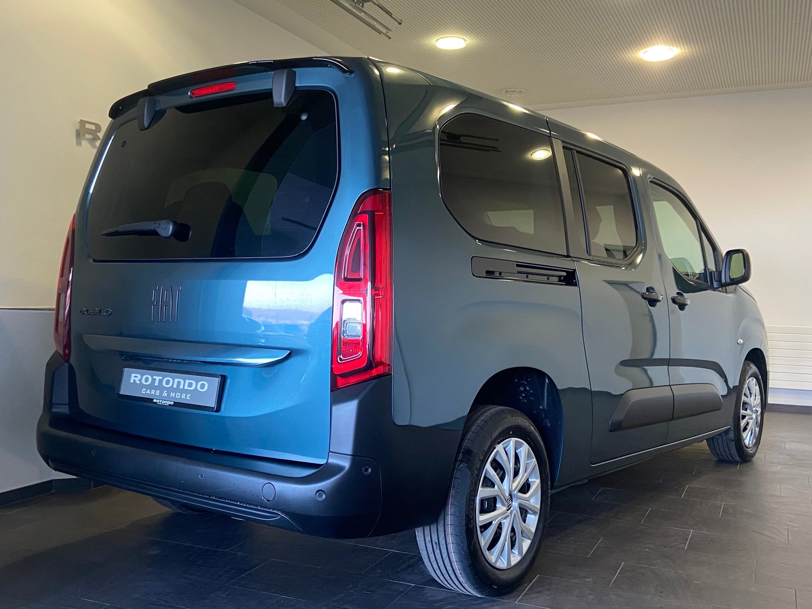 FIAT Doblo L2 1.5 BlueHDi Automat - 7 Plätze, Diesel, Neuwagen, Automatik - 2