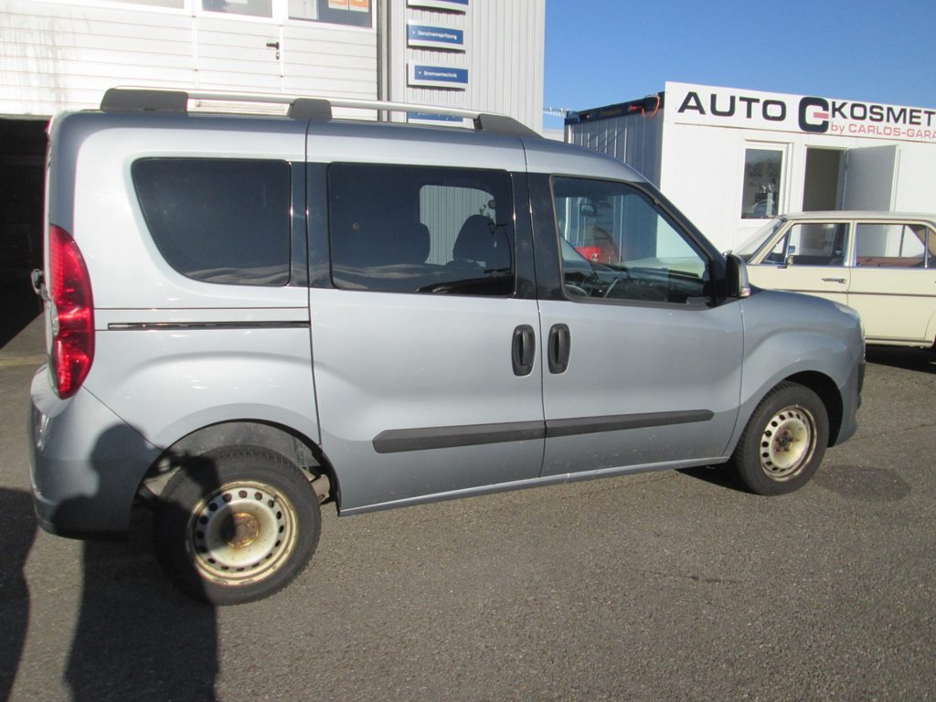 FIAT Doblo Panorama 1.6 16V JTD 105 Emotion 5P, Diesel, Occasioni / Usate, Manuale - 4
