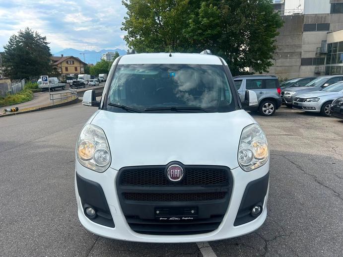 FIAT Doblò 1.4 Emotion, Benzin, Occasion / Gebraucht, Handschaltung