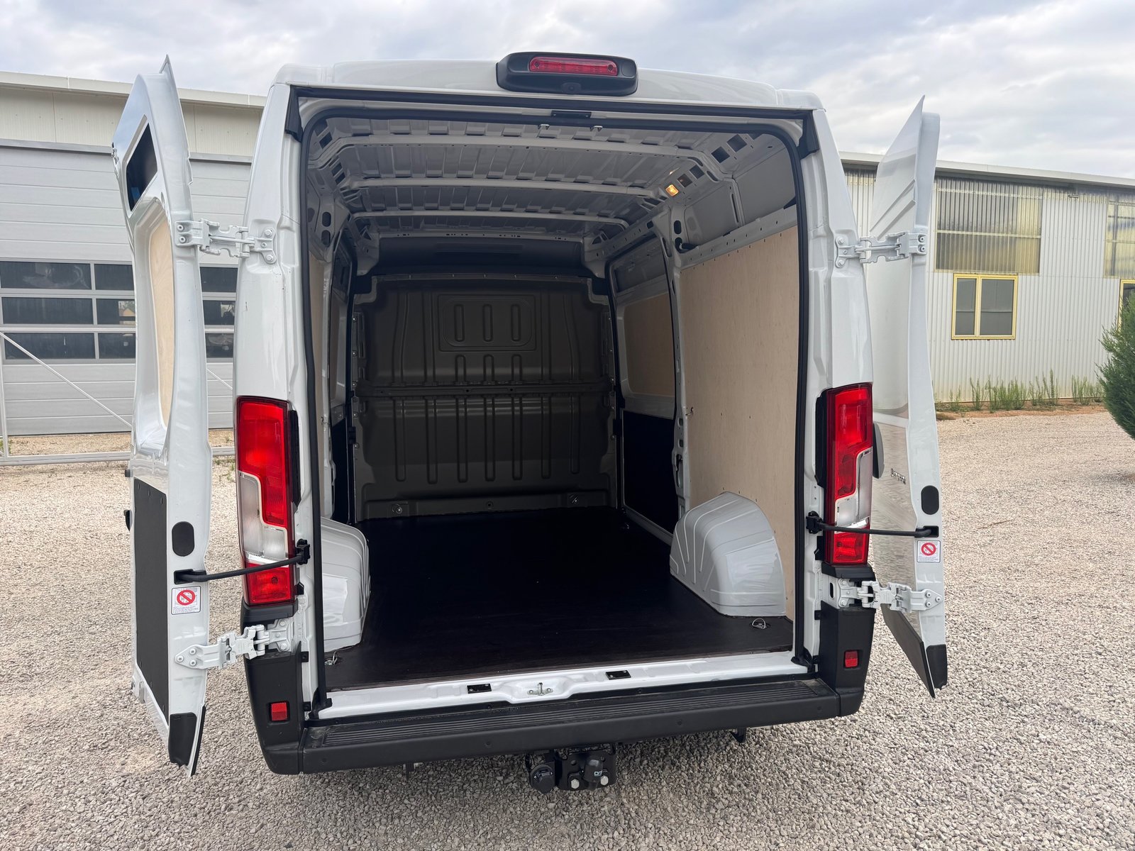 FIAT New Fiat Ducato L2H2 mit Top-Ausstattung + Navigation Multim, Diesel, New car, Manual - 6