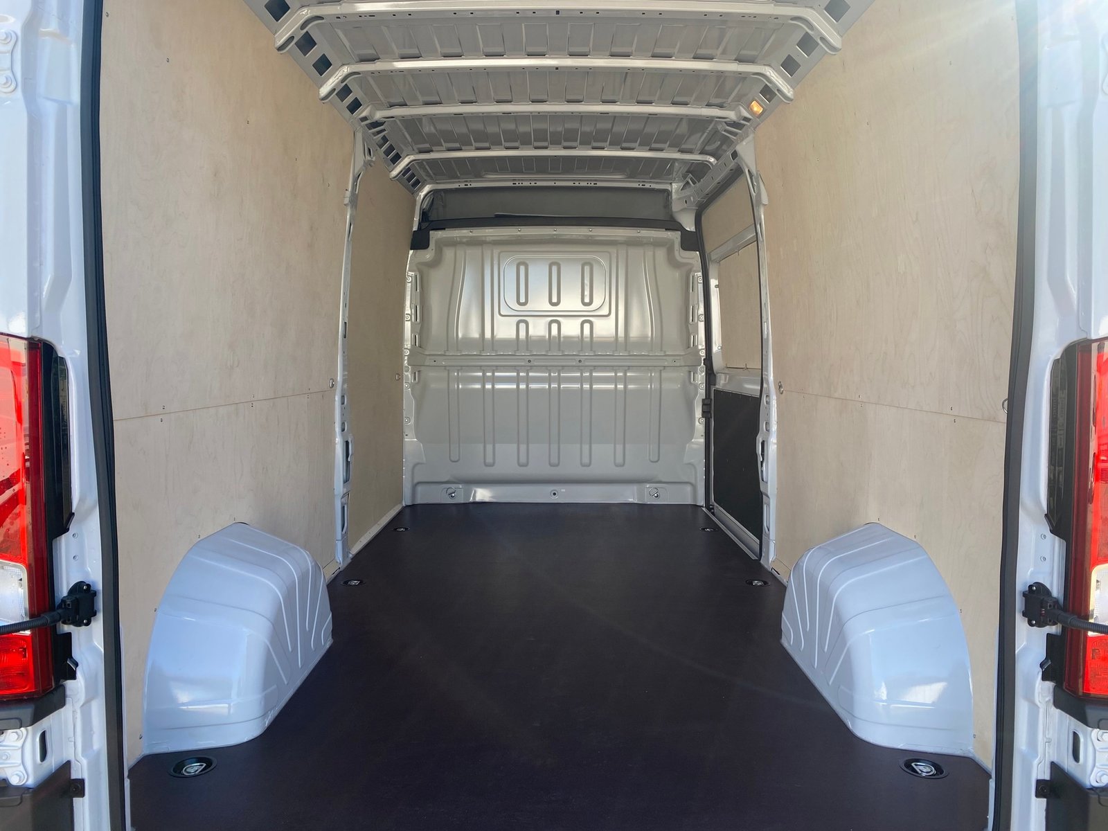 FIAT Ducato 35 2.2 L3H2 Kastenwagen + Anhängerkupplung 50 W, Diesel, Voiture nouvelle, Manuelle - 4