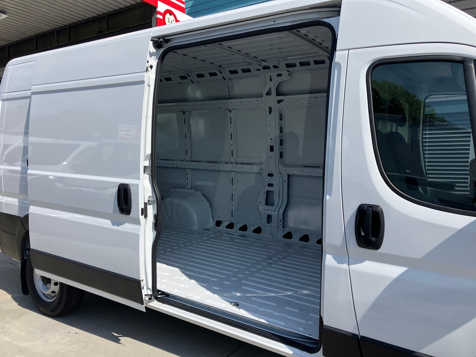 FIAT Ducato 35 L3H2 Maxi, Diesel, Voiture nouvelle, Manuelle - 3