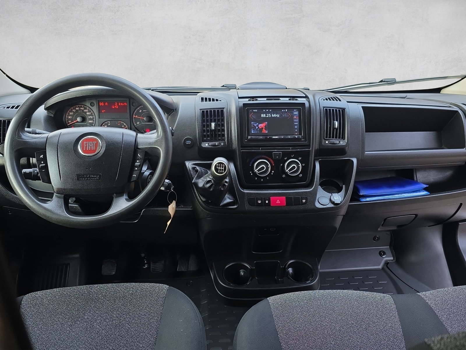 FIAT Ducato 35 2.3 MJ Comfort Matic, Diesel, Occasion / Utilisé, Automatique - 5