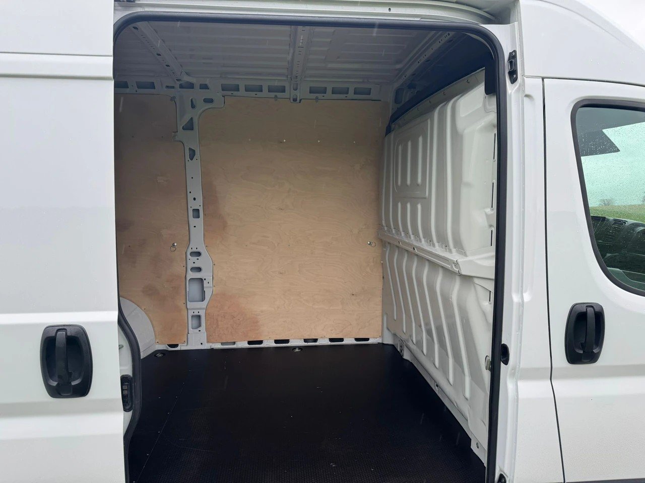 FIAT Ducato 33 L1H1 Swiss, Diesel, Second hand / Used, Manual - 5