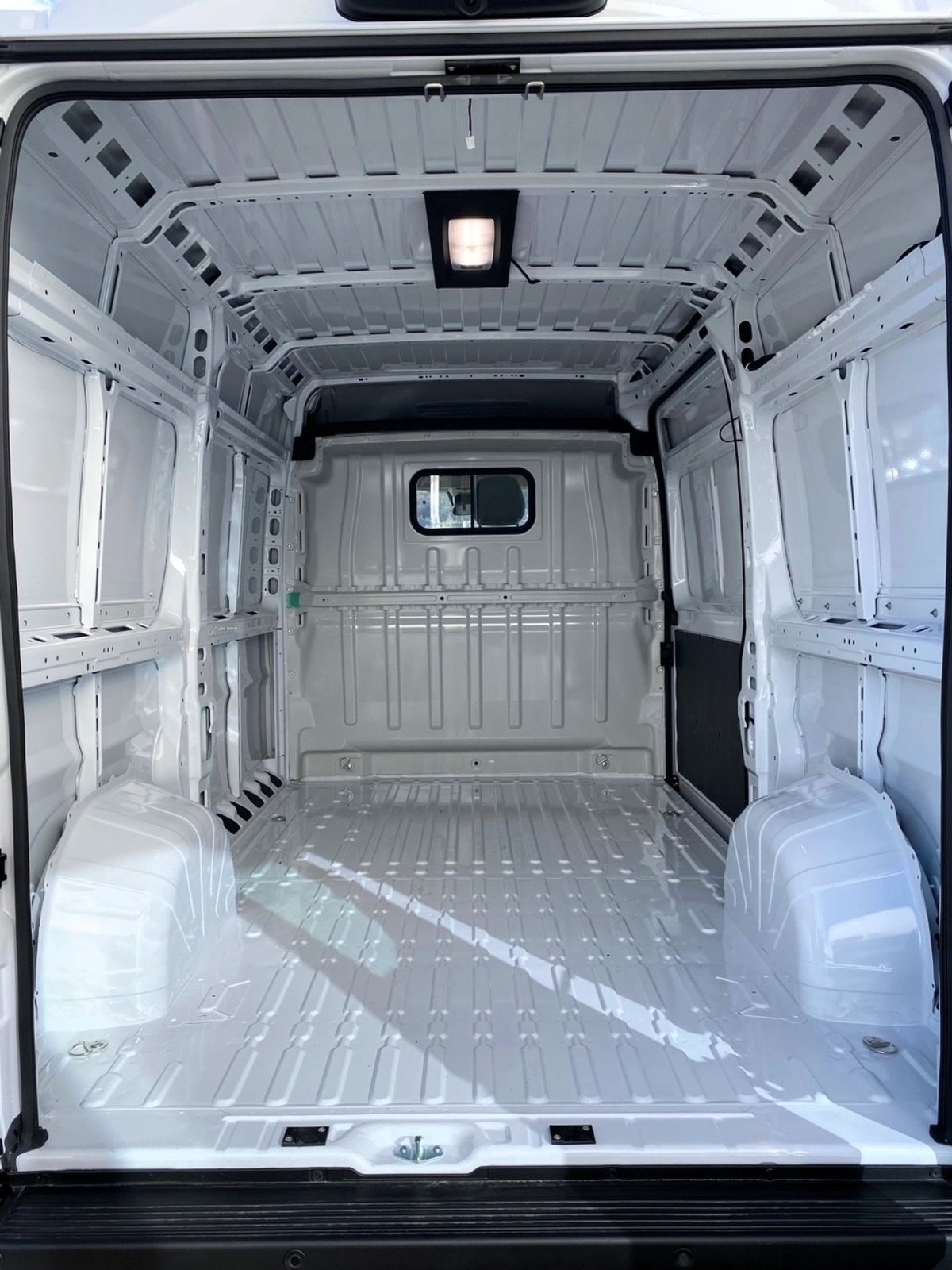 FIAT E-Ducato 35 79kWh L2H2, Électrique, Voiture de démonstration, Automatique - 7