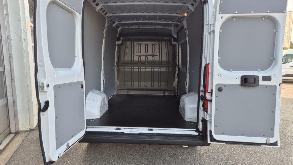 FIAT Ducato 290 35 Kaw. 3450 H2 2.2, Diesel, Voiture de démonstration, Manuelle - 4