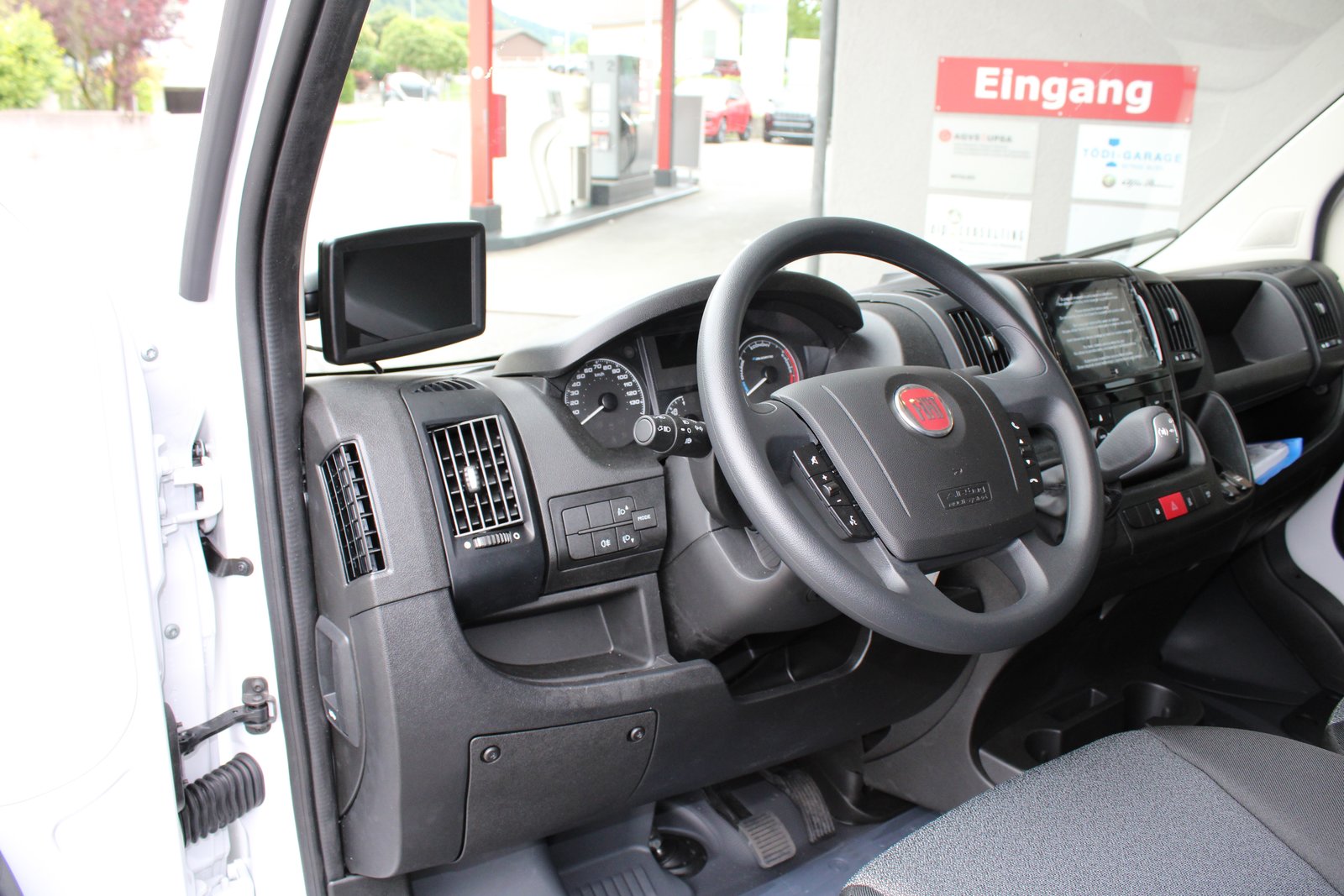 FIAT E-Ducato 35 Kombi 3450 H2 47 kWh 100 WIR, Électrique, Voiture nouvelle, Automatique - 3