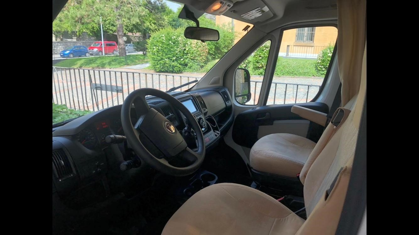 FIAT Ducato Bürstner, Diesel, Occasion / Utilisé, Manuelle - 2