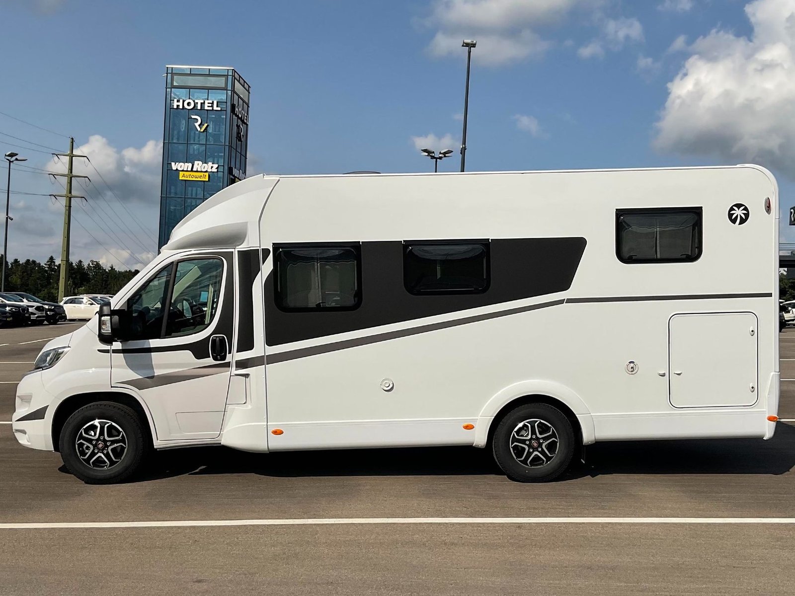 FIAT Ducato Sunlight T67 S, Diesel, Voiture de démonstration, Automatique - 2