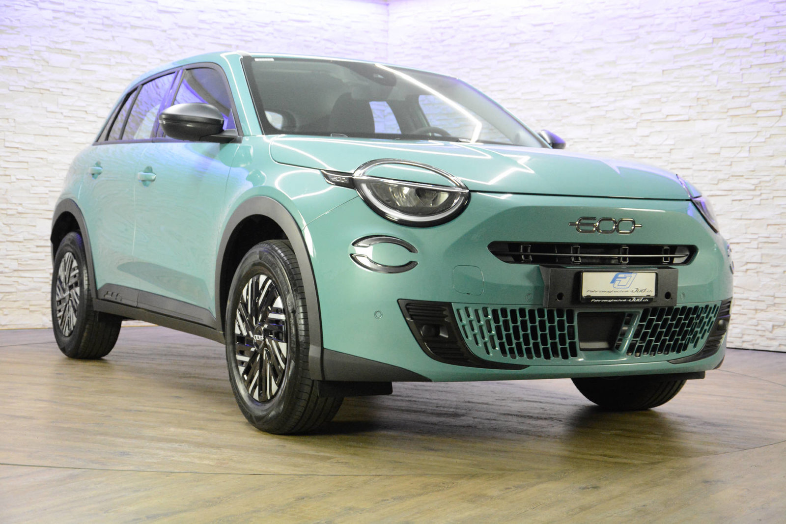 FIAT FIAT 600 1.2 Hybrid MHEV 145 Cult, Hybride Leggero Benzina/Elettrica, Auto nuove, Automatico - 2