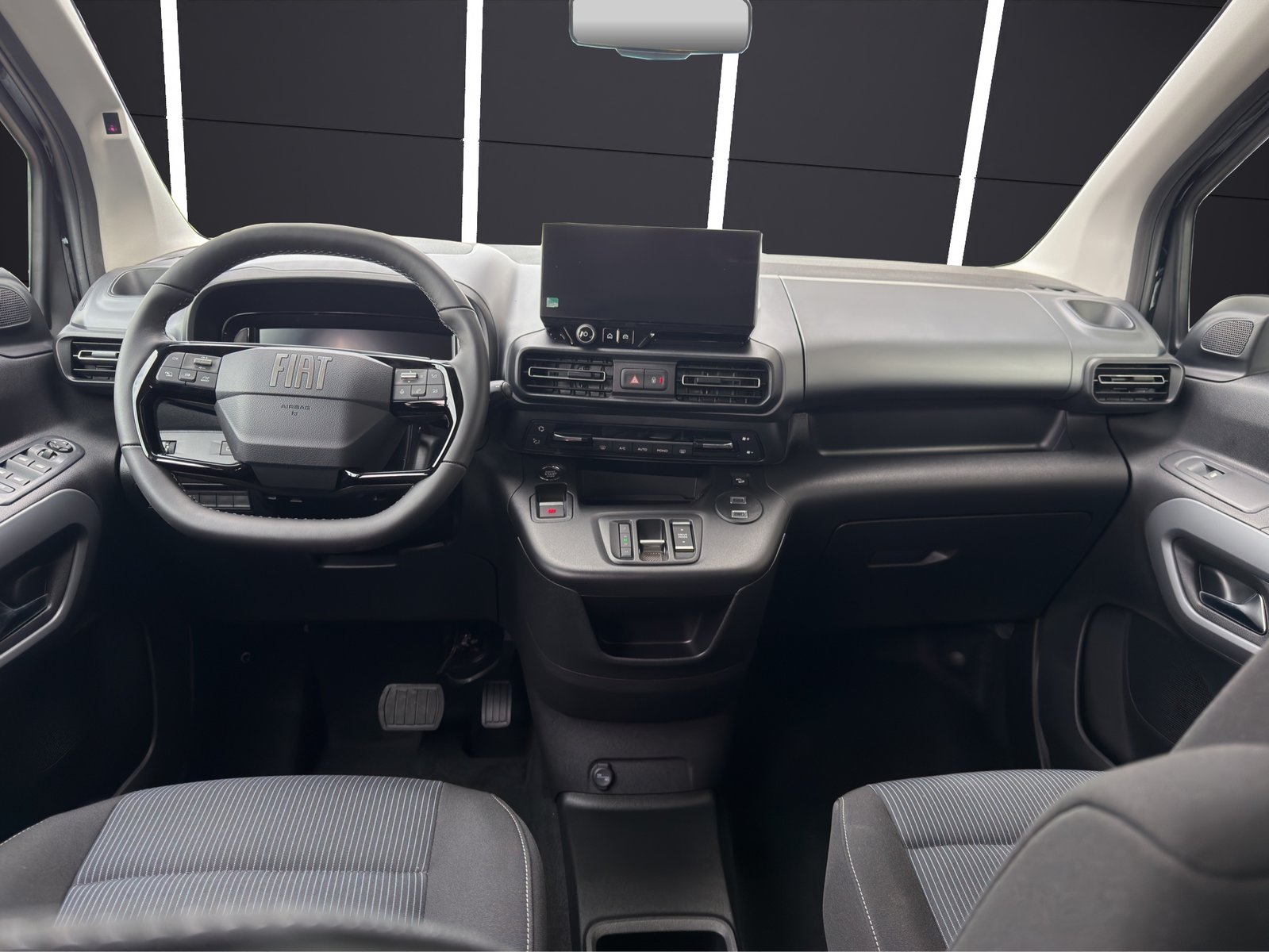 FIAT FIAT Doblo L2 1.5 BlueHDi Automat - 7 Plätze, Diesel, Neuwagen, Automatik - 7