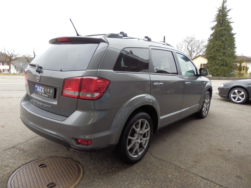 FIAT FREEMONT 2.0 JTD 170 4x4, Diesel, Occasion / Utilisé, Automatique - 2