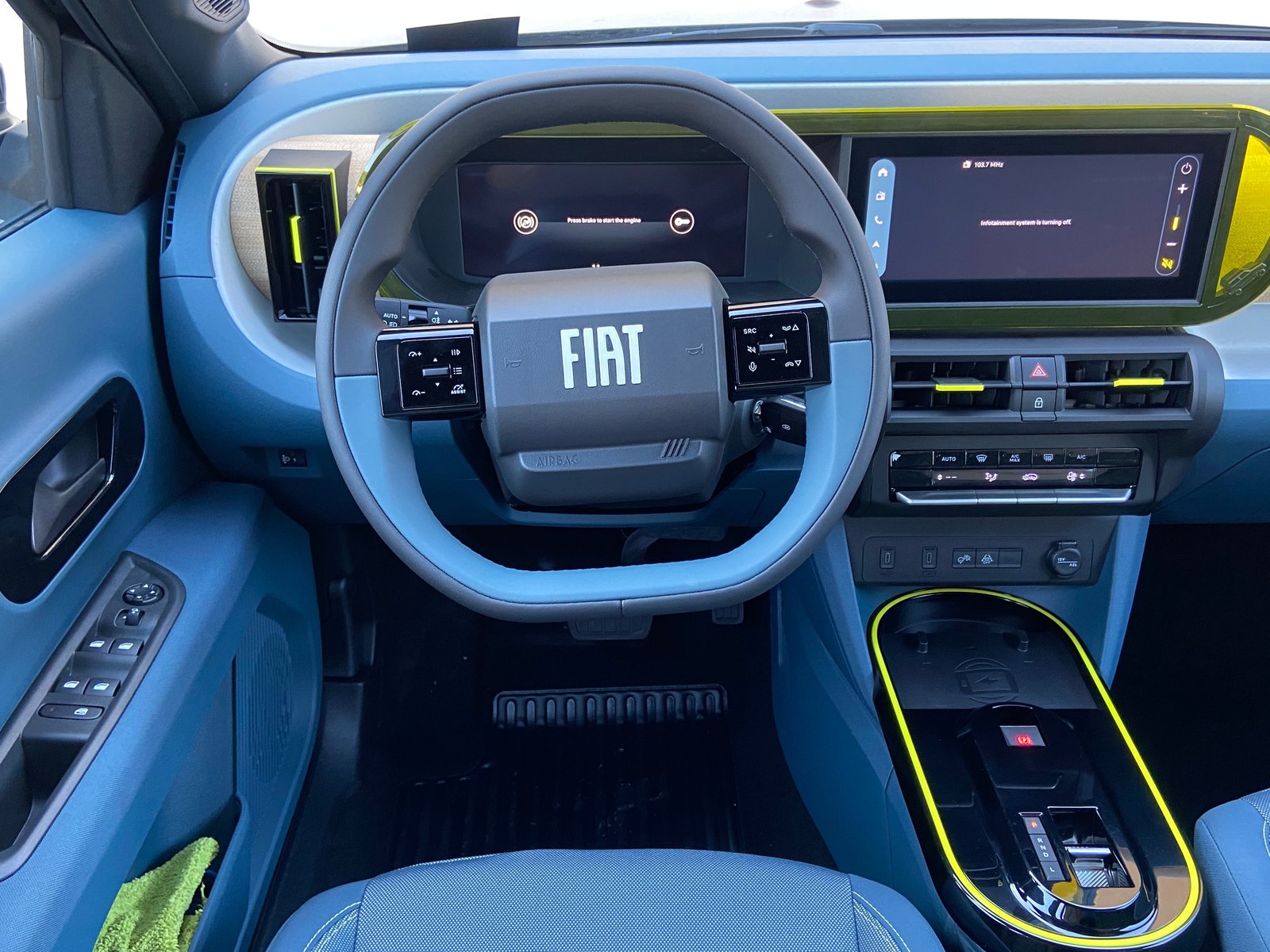 FIAT Grande Panda MHEV La Prima, Benzin, Neuwagen, Automatik - 7