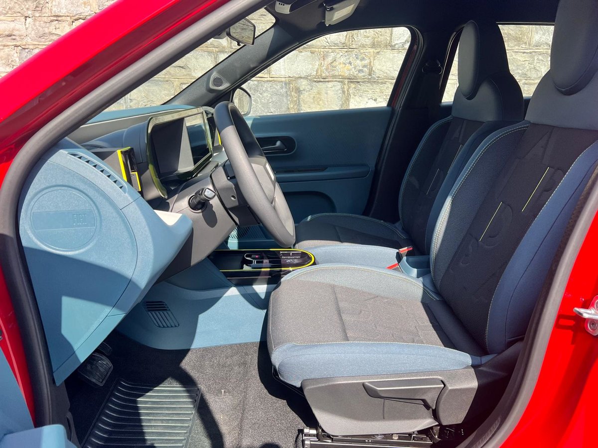 FIAT Grande Panda Elektro Red, Elettrica, Auto nuove, Automatico - 4