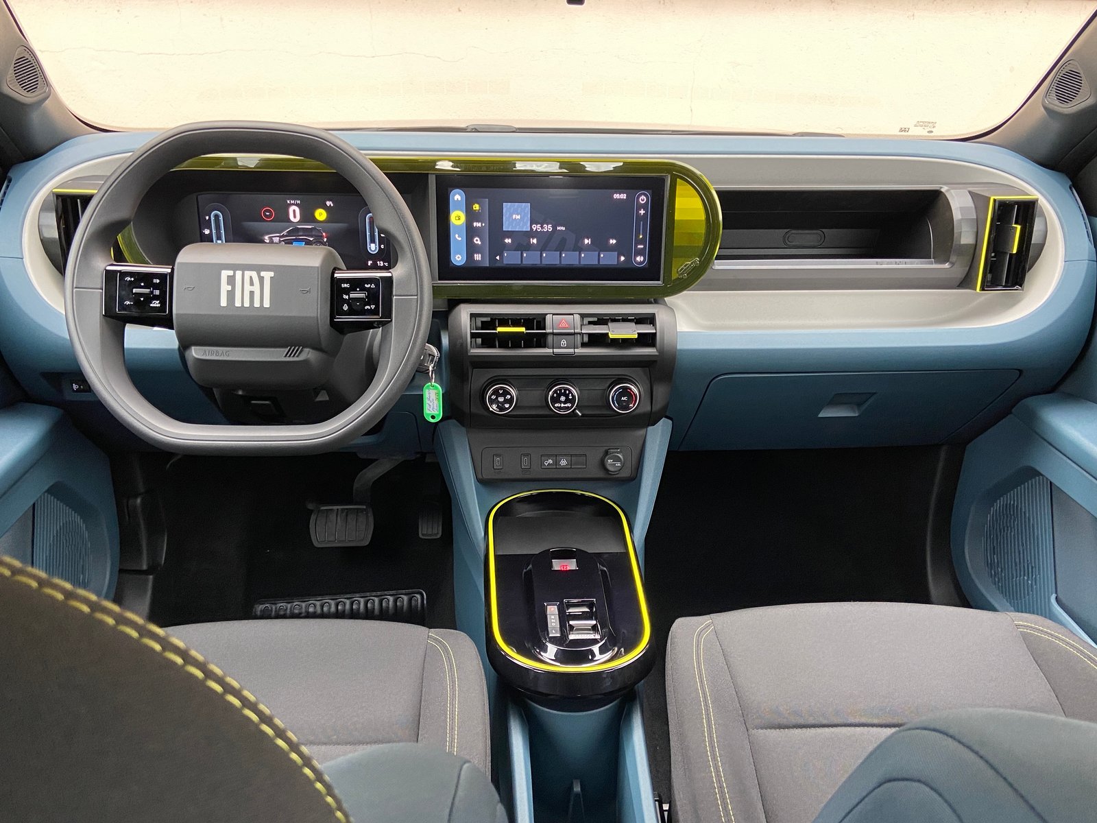 FIAT Grande Panda MHEV Icon, Petrol, New car, Automatic - 5