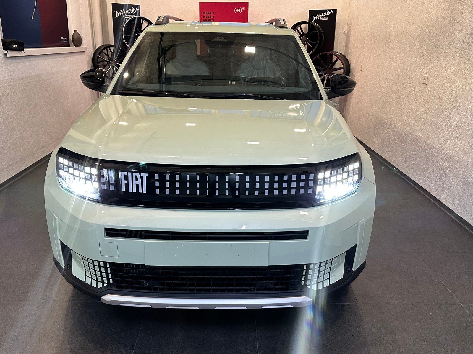 FIAT Grande Panda MHEV La Prima, Petrol, New car, Automatic - 4